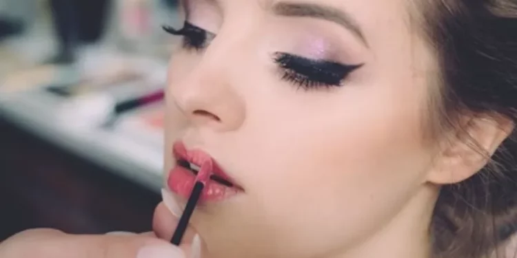 najnowsze trendy w makijażu